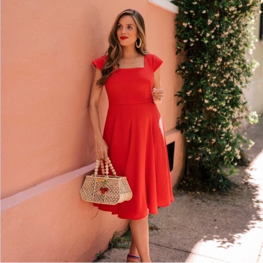 Gal Meets Glam Regina NWT